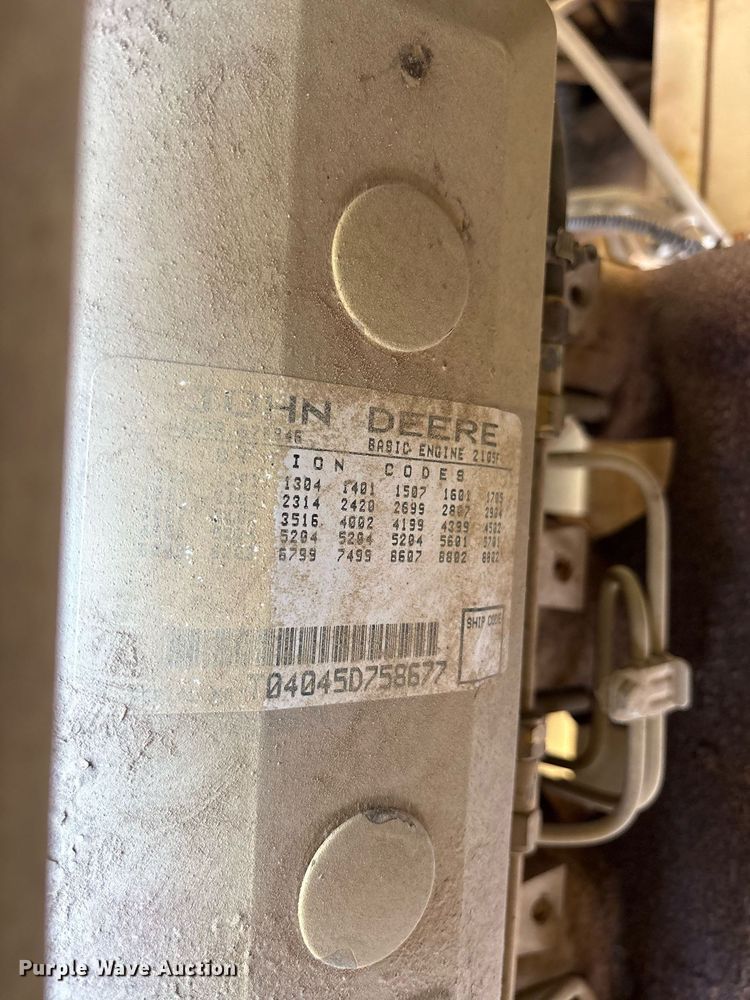 image for item DY0837 1998 Ingersoll Rand PT-125R pneumatic roller