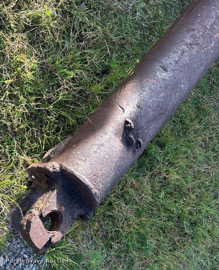 image for item DY0838 Shovel Supply 112W double drum roller