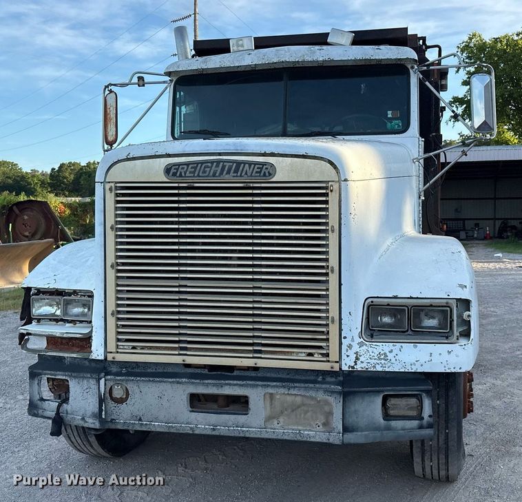 image for item DY0839 1990 Freightliner USF-1E dump truck