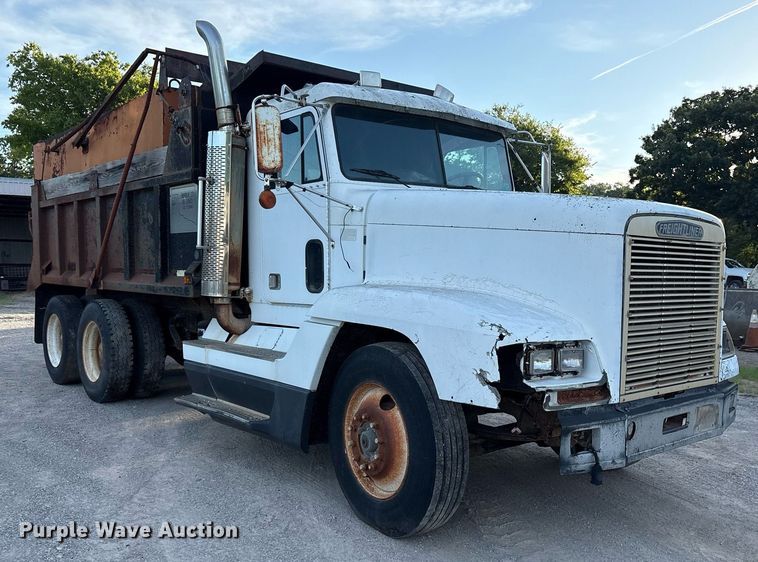 image for item DY0839 1990 Freightliner USF-1E dump truck