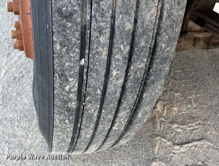 image for item DY0839 1990 Freightliner USF-1E dump truck