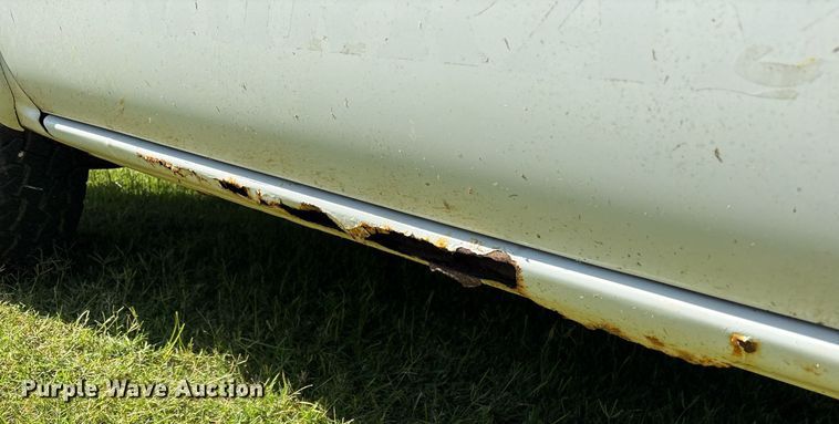 image for item DY0841 2006 Chevrolet Silverado 1500 Crew Cab pickup truck