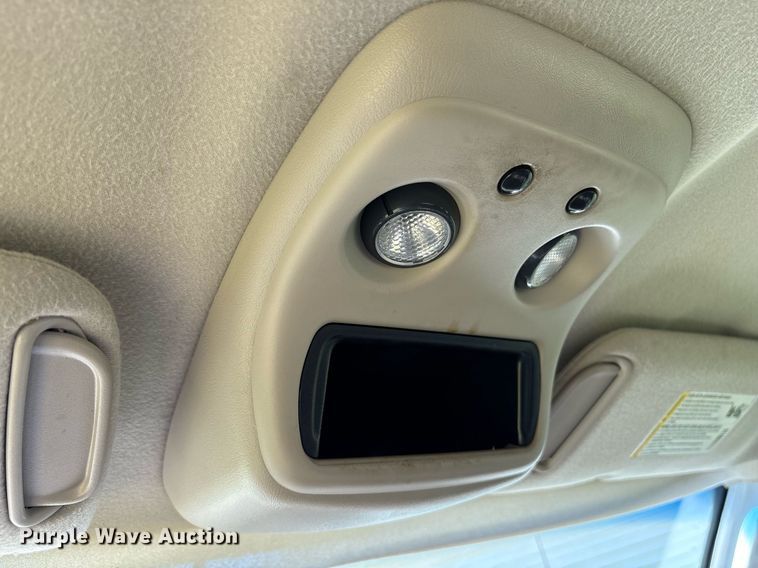 image for item DY0841 2006 Chevrolet Silverado 1500 Crew Cab pickup truck