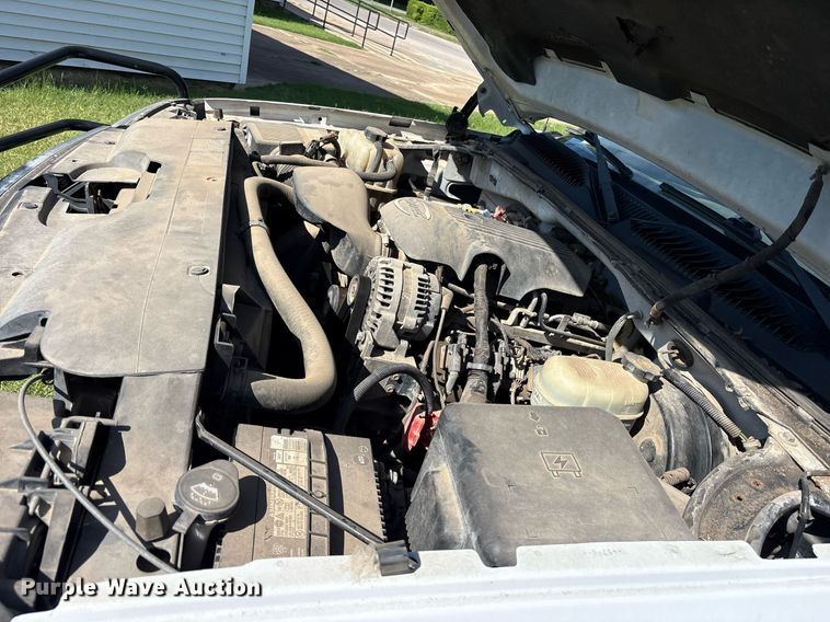 image for item DY0841 2006 Chevrolet Silverado 1500 Crew Cab pickup truck