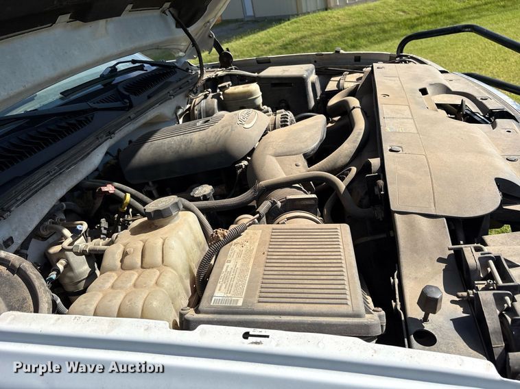 image for item DY0841 2006 Chevrolet Silverado 1500 Crew Cab pickup truck