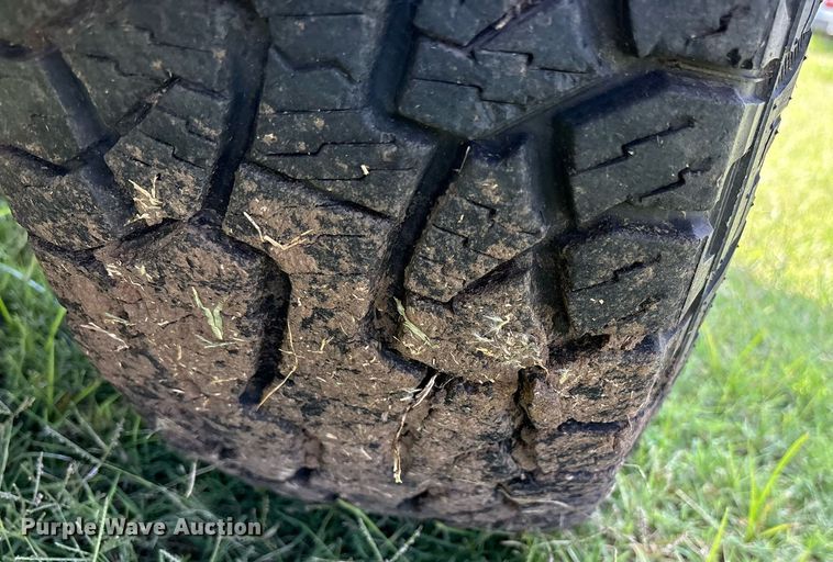 image for item DY0841 2006 Chevrolet Silverado 1500 Crew Cab pickup truck