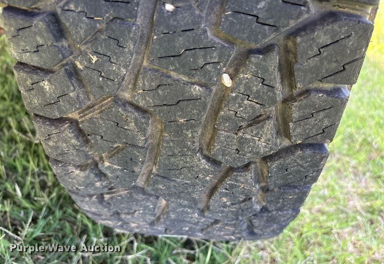 image for item DY0841 2006 Chevrolet Silverado 1500 Crew Cab pickup truck