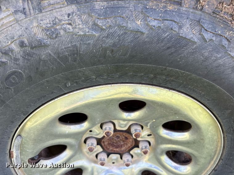 image for item DY0841 2006 Chevrolet Silverado 1500 Crew Cab pickup truck