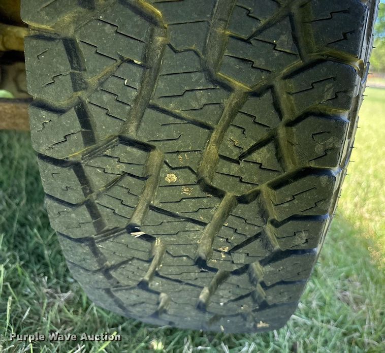 image for item DY0841 2006 Chevrolet Silverado 1500 Crew Cab pickup truck