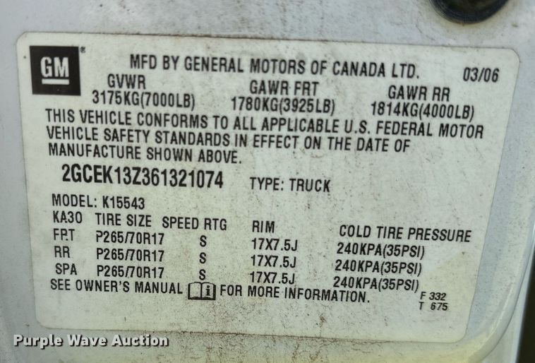 image for item DY0841 2006 Chevrolet Silverado 1500 Crew Cab pickup truck