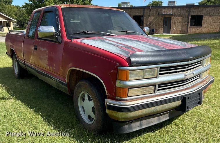 image for item DY0842 1994 Chevrolet C1500 Ext. Cab pickup truck