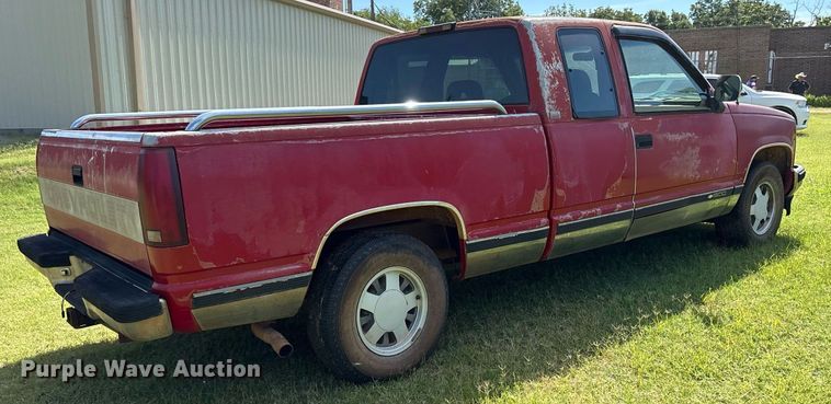 image for item DY0842 1994 Chevrolet C1500 Ext. Cab pickup truck