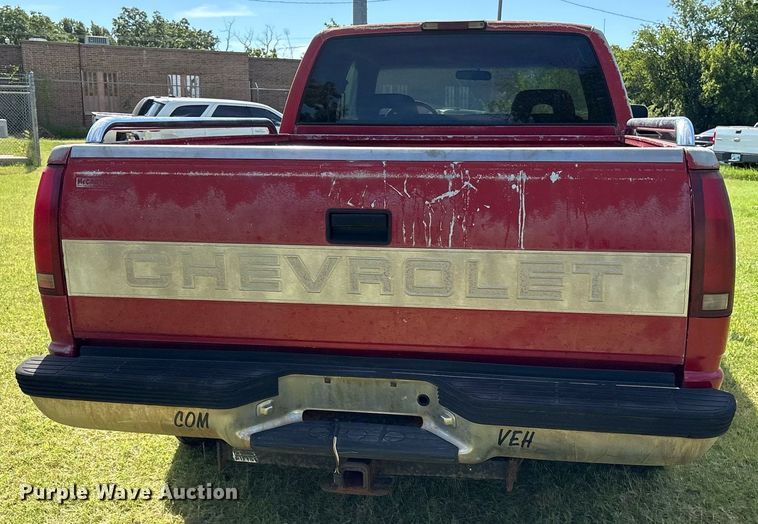 image for item DY0842 1994 Chevrolet C1500 Ext. Cab pickup truck
