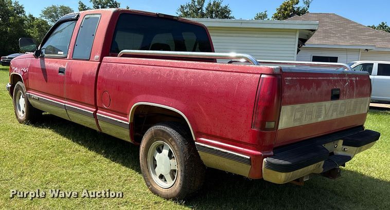 image for item DY0842 1994 Chevrolet C1500 Ext. Cab pickup truck