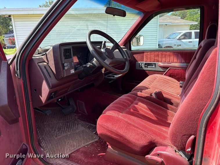 image for item DY0842 1994 Chevrolet C1500 Ext. Cab pickup truck