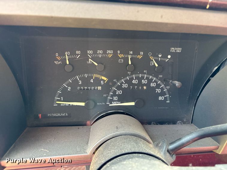 image for item DY0842 1994 Chevrolet C1500 Ext. Cab pickup truck