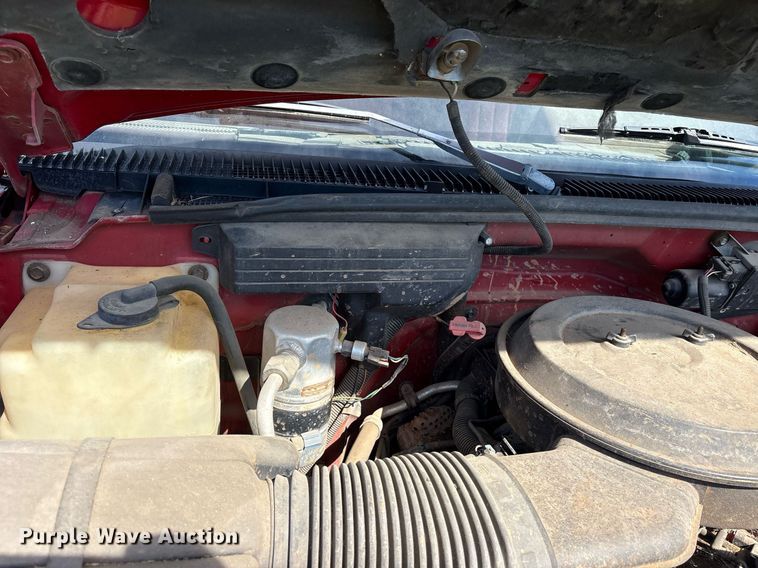 image for item DY0842 1994 Chevrolet C1500 Ext. Cab pickup truck