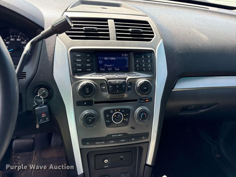 image for item DY0844 2014 Ford Explorer Police Interceptor SUV