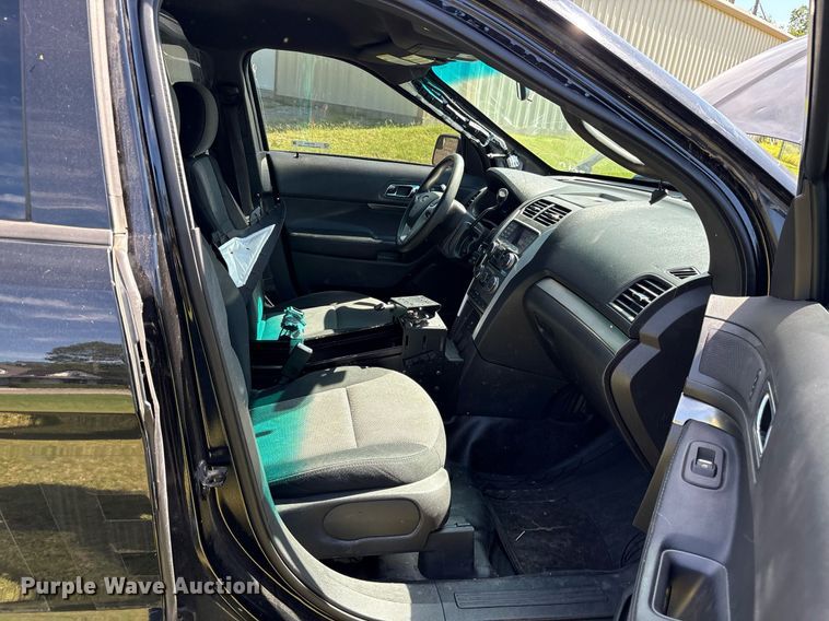 image for item DY0844 2014 Ford Explorer Police Interceptor SUV