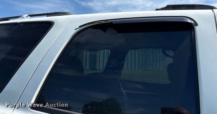 image for item DY0845 2005 Chevrolet Tahoe SUV