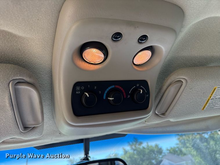 image for item DY0845 2005 Chevrolet Tahoe SUV