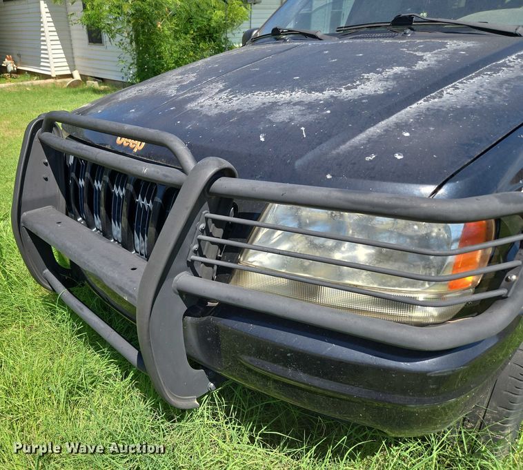 image for item DY0848 1999 Jeep Grand Cherokee SUV