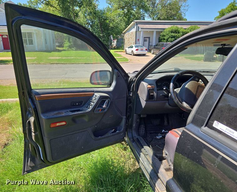 image for item DY0848 1999 Jeep Grand Cherokee SUV