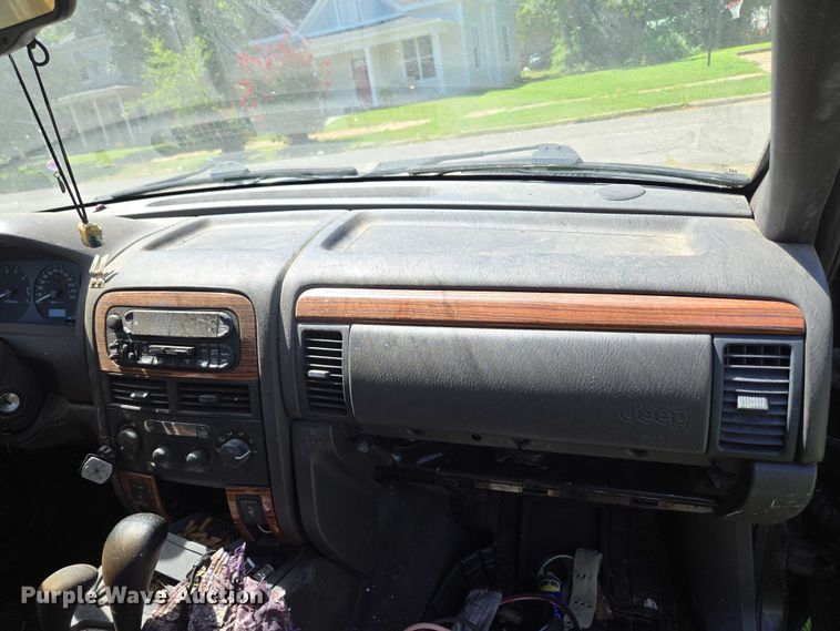 image for item DY0848 1999 Jeep Grand Cherokee SUV