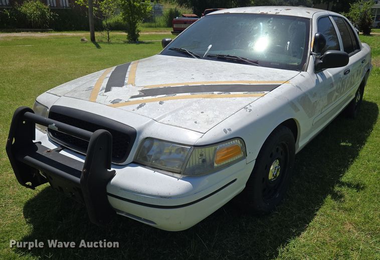 image for item DY0849 2008 Ford Crown Victoria Police Interceptor 