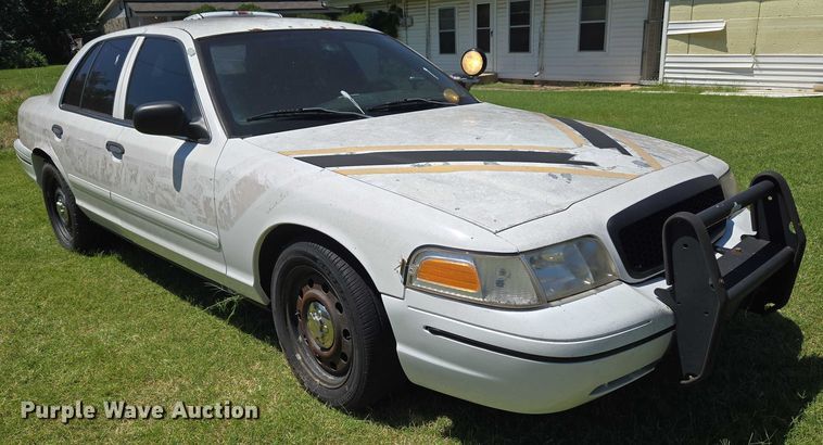 image for item DY0849 2008 Ford Crown Victoria Police Interceptor 