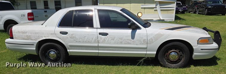 image for item DY0849 2008 Ford Crown Victoria Police Interceptor 