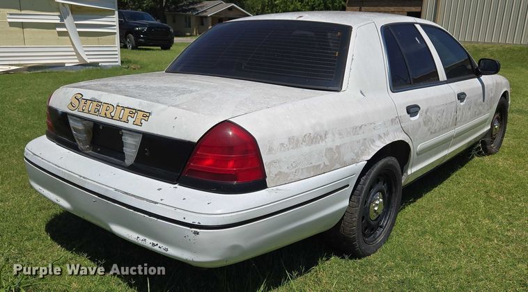 image for item DY0849 2008 Ford Crown Victoria Police Interceptor 