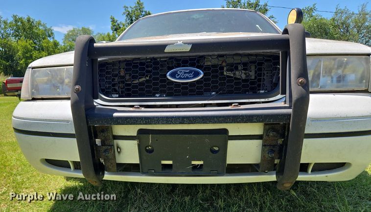 image for item DY0849 2008 Ford Crown Victoria Police Interceptor 