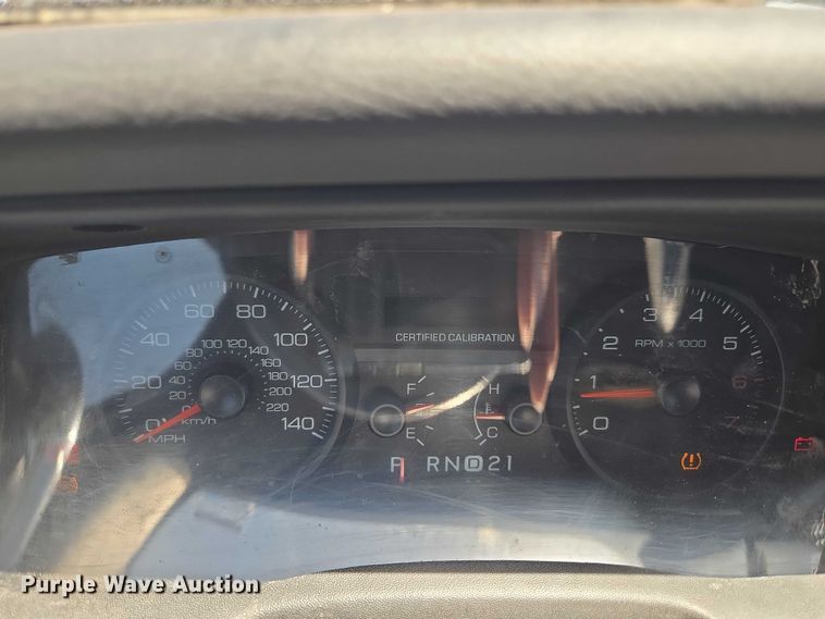 image for item DY0849 2008 Ford Crown Victoria Police Interceptor 