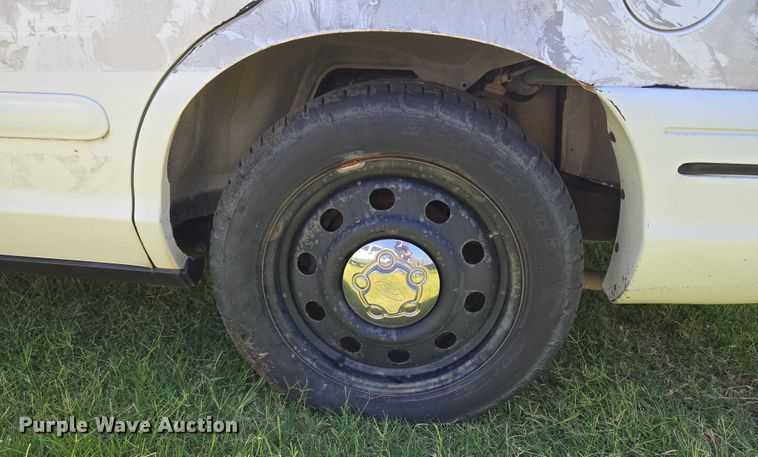 image for item DY0849 2008 Ford Crown Victoria Police Interceptor 