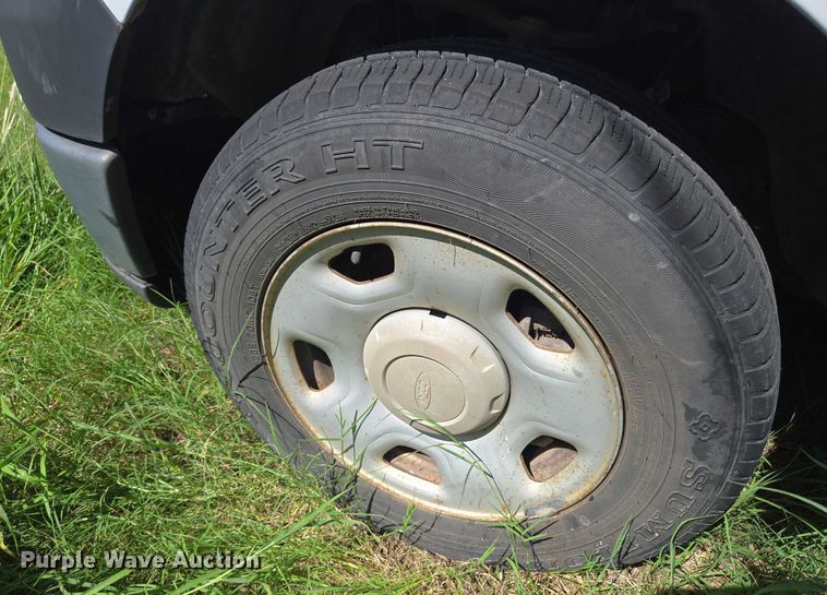 image for item DY0850 2006 Ford F150 pickup truck