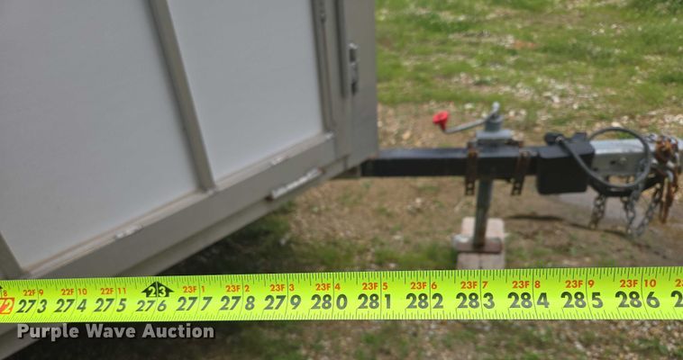 image for item DY0978 2004 H&S ENC-V8620A enclosed snowmobile trailer