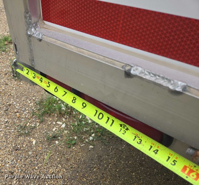 image for item DY0978 2004 H&S ENC-V8620A enclosed snowmobile trailer