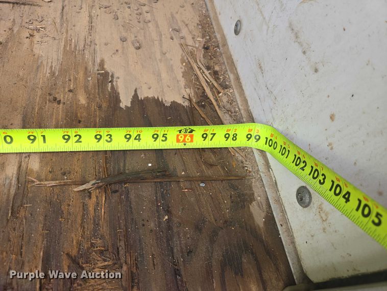 image for item DY0978 2004 H&S ENC-V8620A enclosed snowmobile trailer