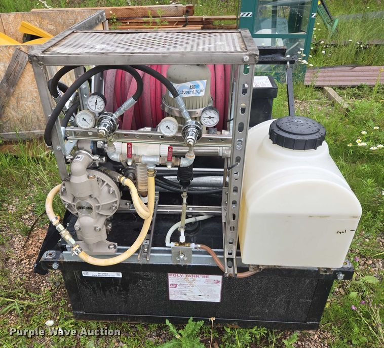 image for item DY0982 Brush fire unit