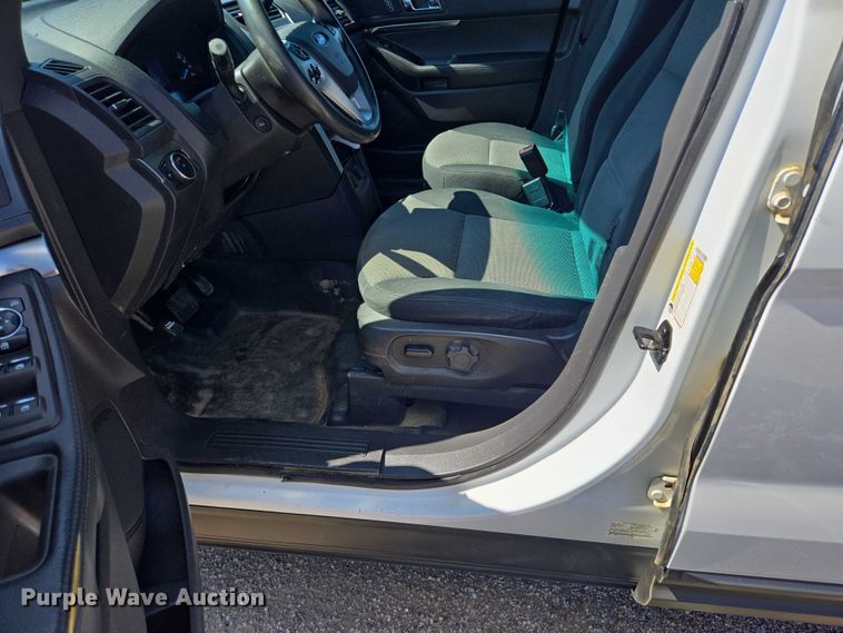 image for item DY0985 2015 Ford Explorer Police Interceptor SUV