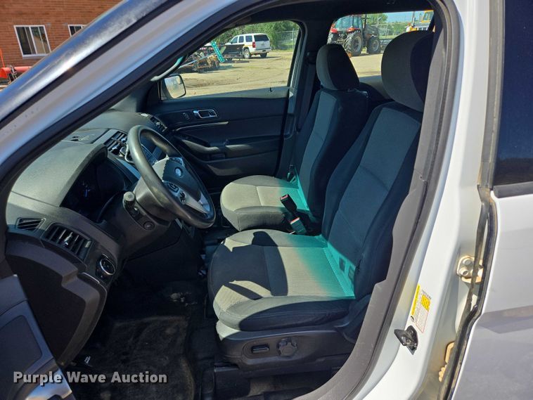 image for item DY0985 2015 Ford Explorer Police Interceptor SUV