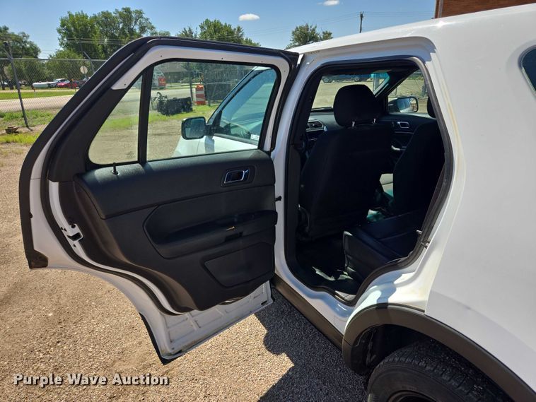 image for item DY0985 2015 Ford Explorer Police Interceptor SUV