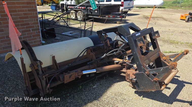 image for item DY0988 2006 Schmidt Wausu 12' W snow plow