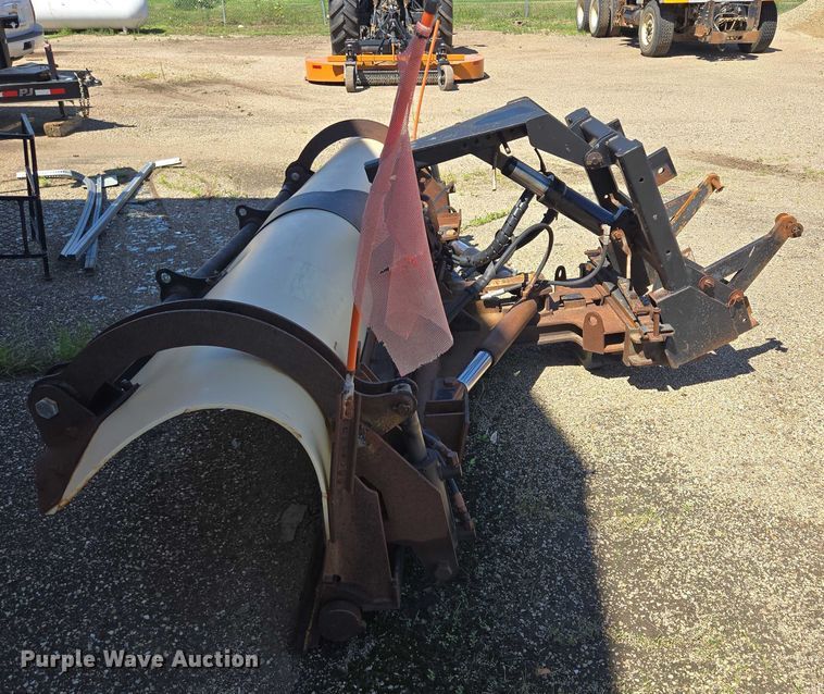 image for item DY0988 2006 Schmidt Wausu 12' W snow plow