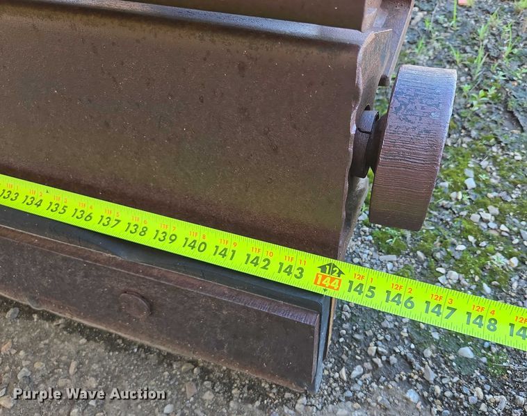 image for item DY0988 2006 Schmidt Wausu 12' W snow plow