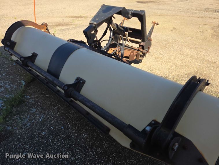 image for item DY0988 2006 Schmidt Wausu 12' W snow plow