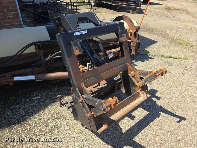 image for item DY0988 2006 Schmidt Wausu 12' W snow plow