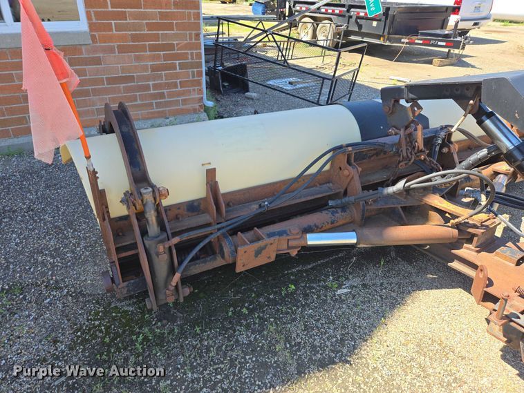 image for item DY0988 2006 Schmidt Wausu 12' W snow plow