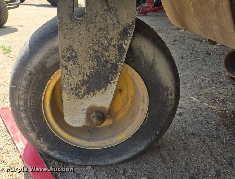 image for item DY0989 (4) lawn mowers